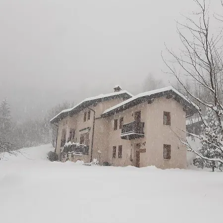 Le Farfalle - Un Angolo Di Quiete A Laghi In Provincia Di Vicenza * Stalle Comparetti
